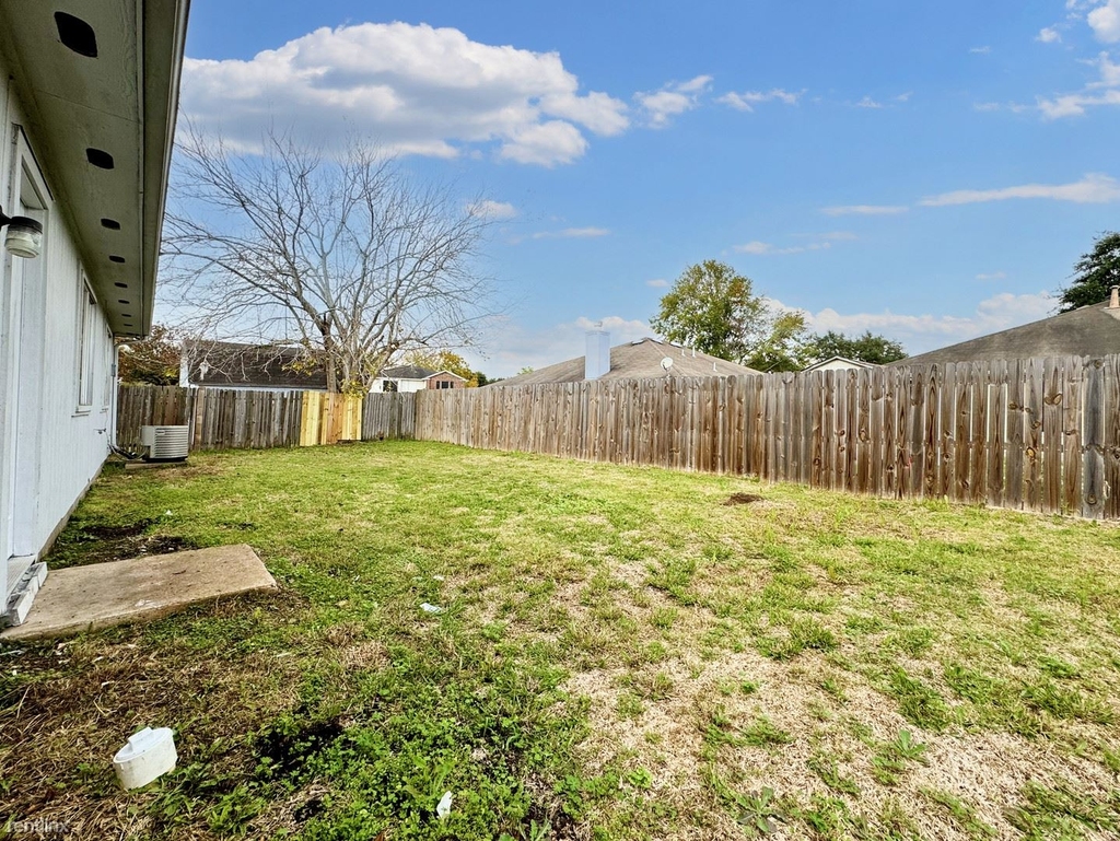 4610 Kings Ridge Rd - Photo 23