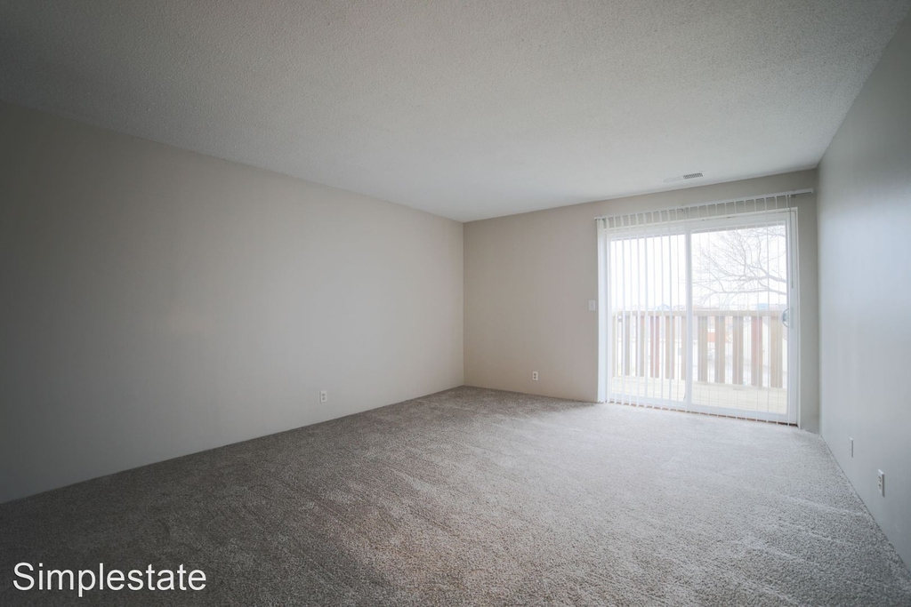 3033 W Capital Ave - Photo 10