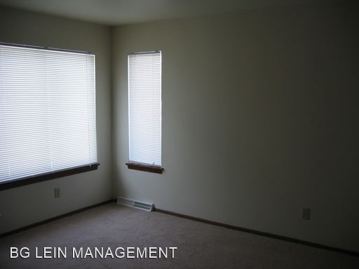 7855 W. Oklahoma Avenue - Photo 2