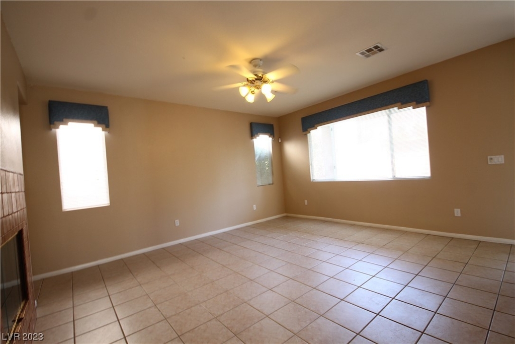 10020 Pinnacle View Place - Photo 4