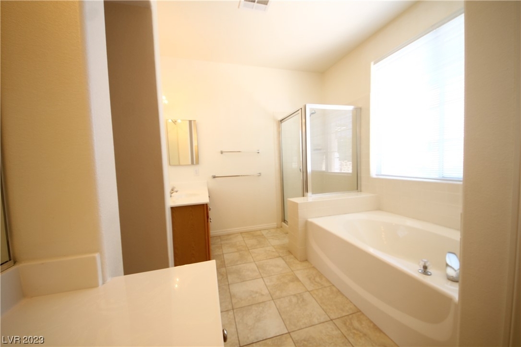 10020 Pinnacle View Place - Photo 15