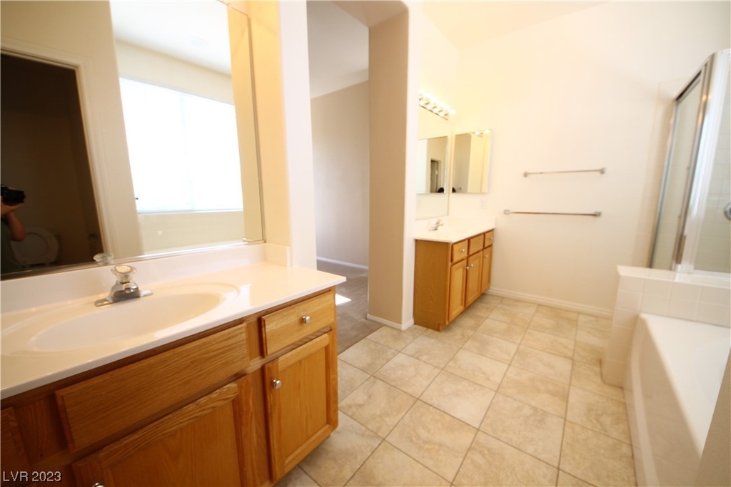 10020 Pinnacle View Place - Photo 14