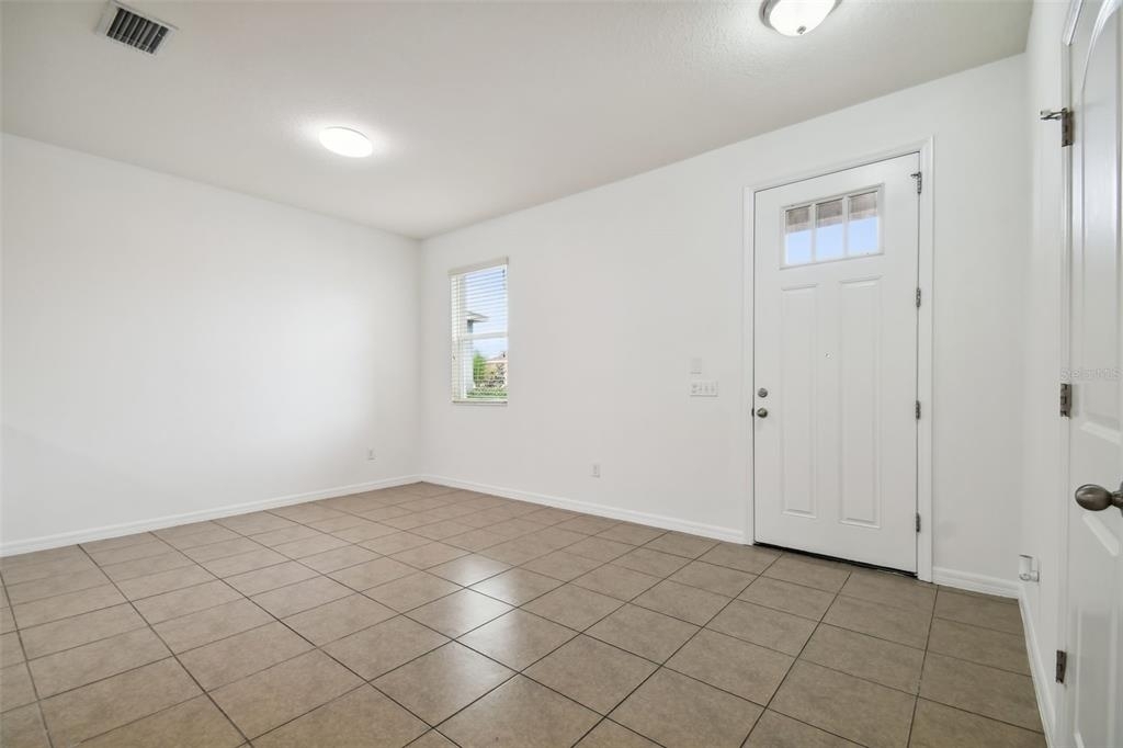 12124 Lake Boulevard - Photo 6