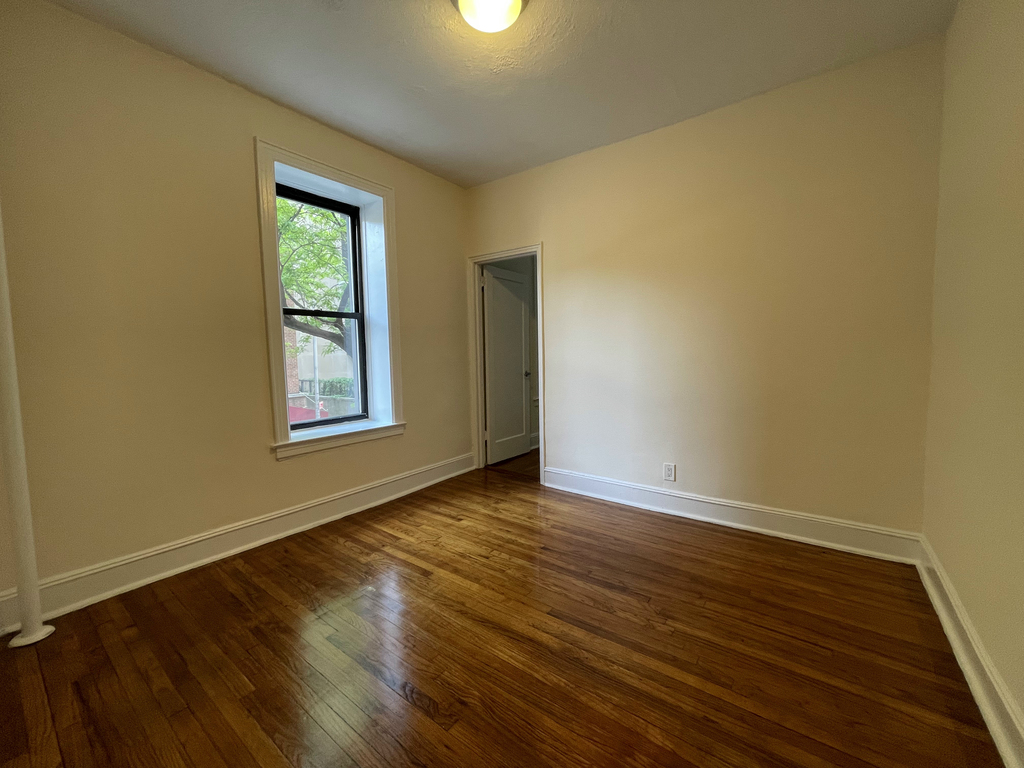East 38th Street and 2nd Ave - Photo 5
