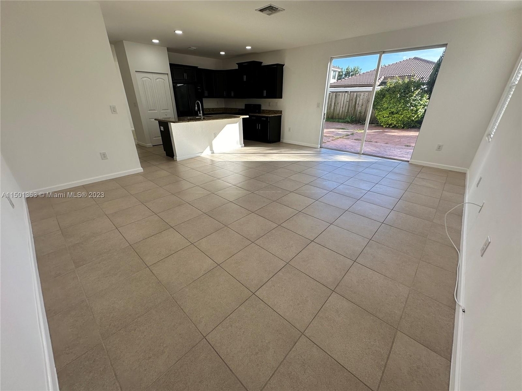 10980 Sw 225th Ter - Photo 8