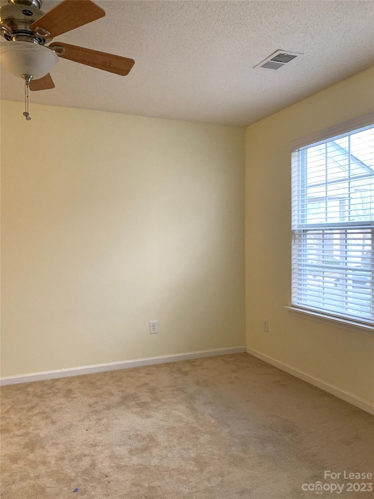 17005 Turning Stick Court - Photo 2