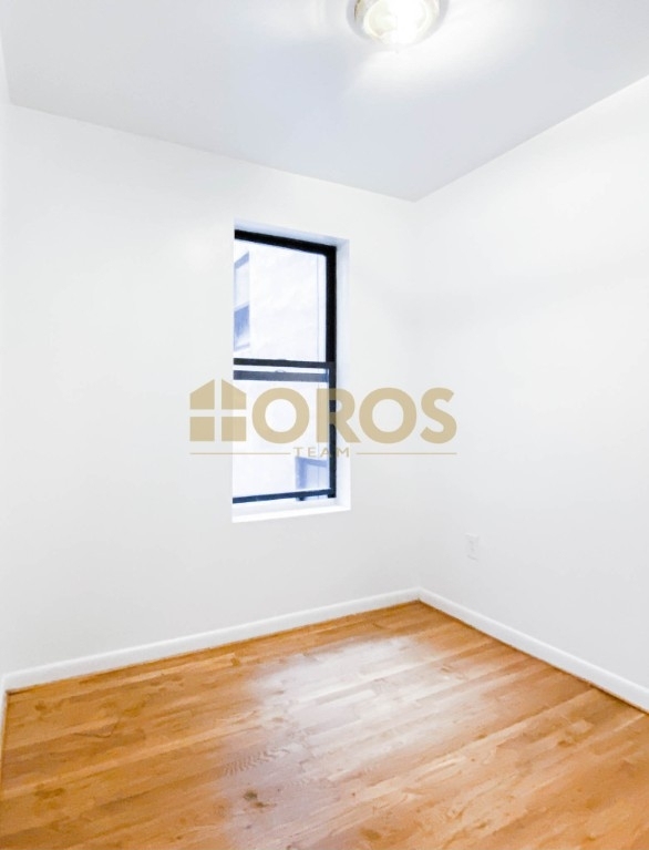 238 East 7th Street - Photo 2