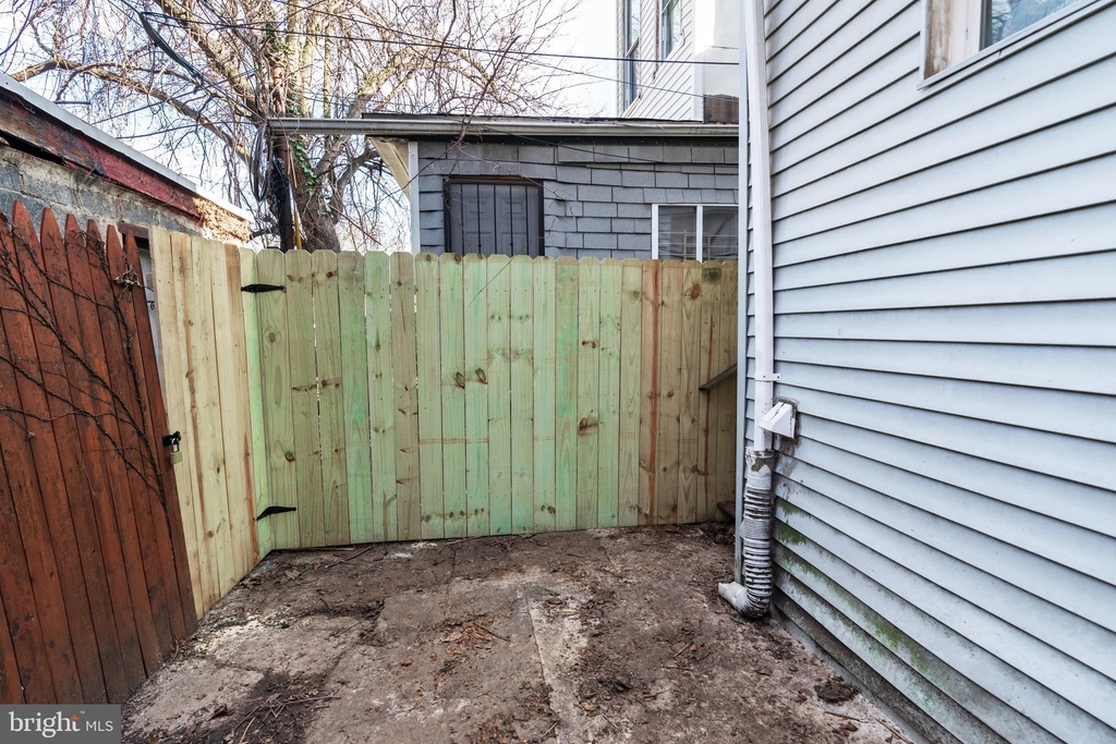 1729 French Street - Photo 10