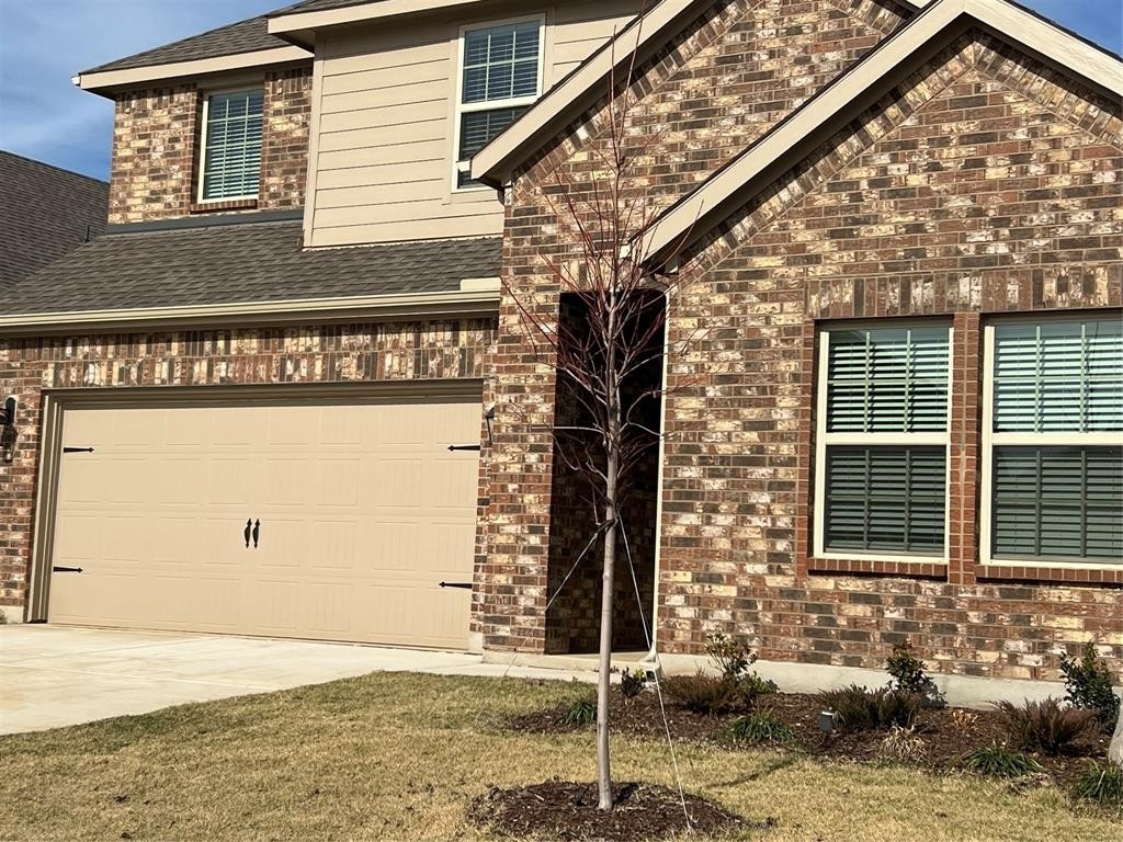 10517 Breezeway Drive - Photo 1