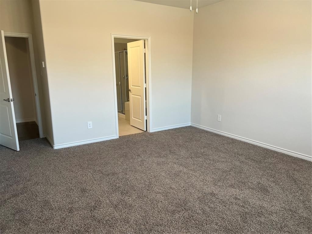 10517 Breezeway Drive - Photo 13