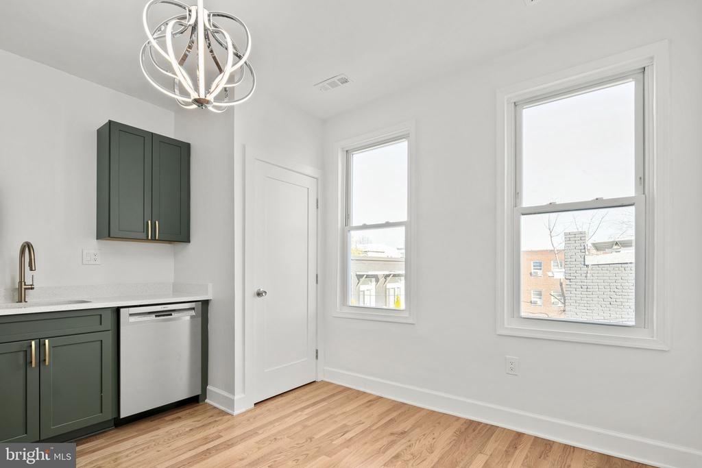 3007 11th St Nw - Photo 11