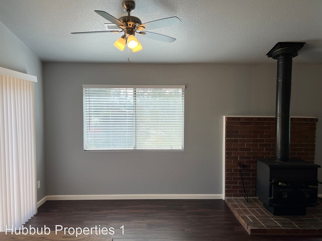 3820 Arlene Ct - Photo 3