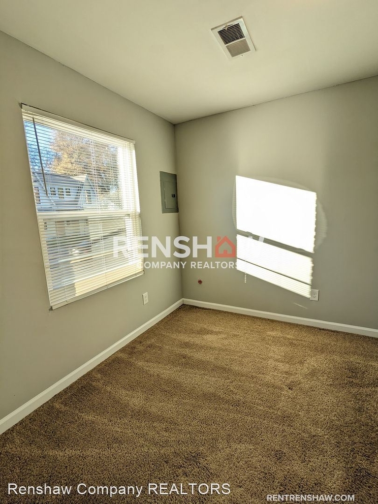 278 N Hollywood - Photo 5