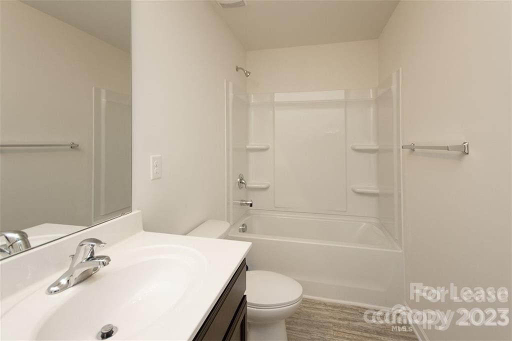 5507 Tumbling Brook Lane - Photo 17