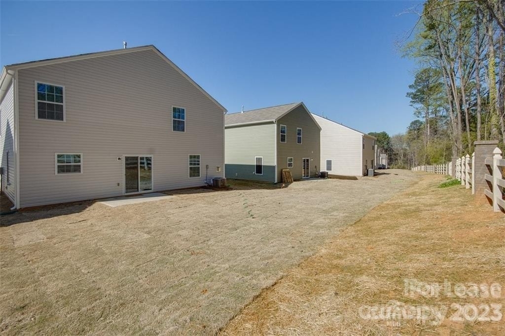 5507 Tumbling Brook Lane - Photo 20