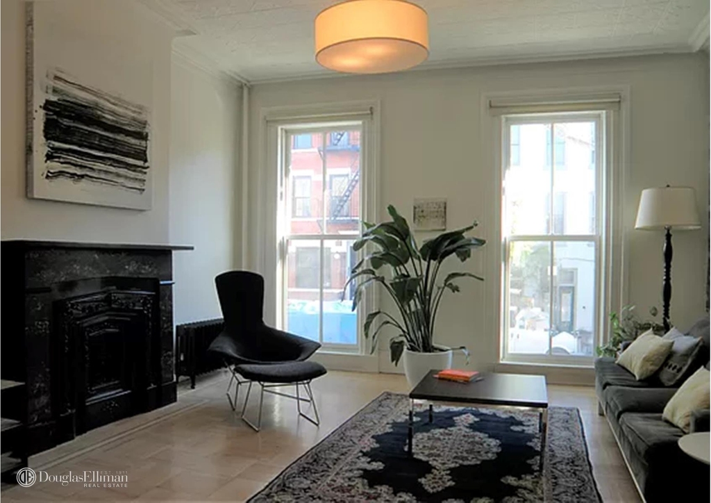 316 De Graw St - Photo 3