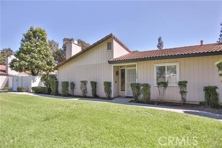 1080 Border Avenue - Photo 0