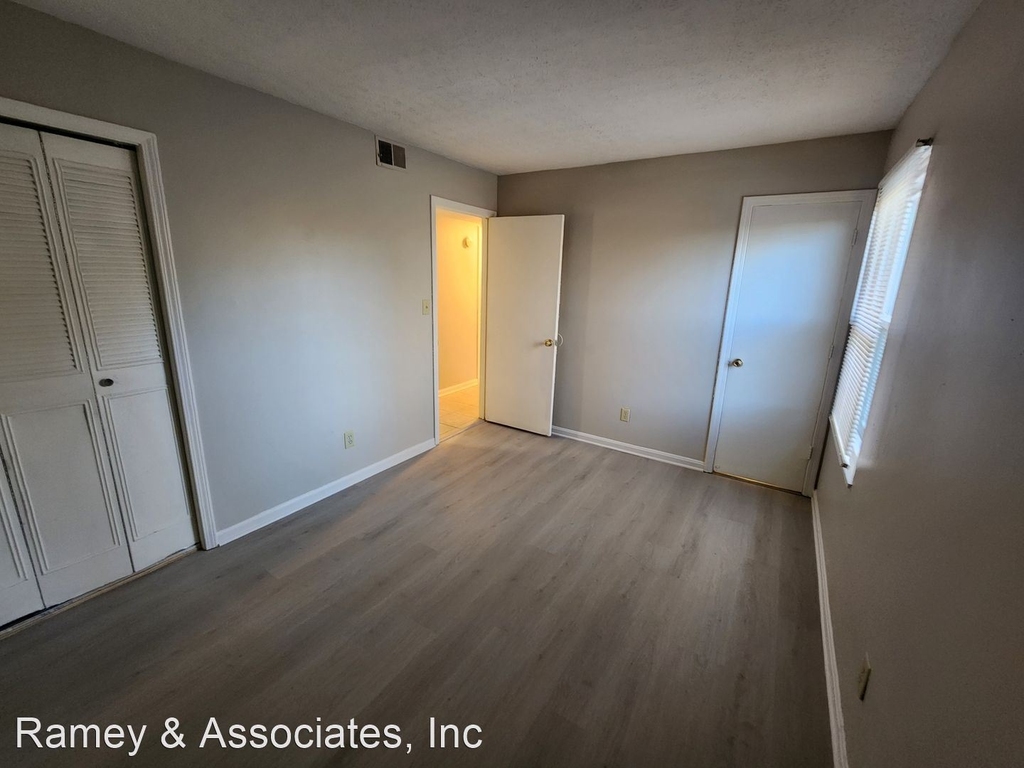 4201 Sanford Ave - Photo 11