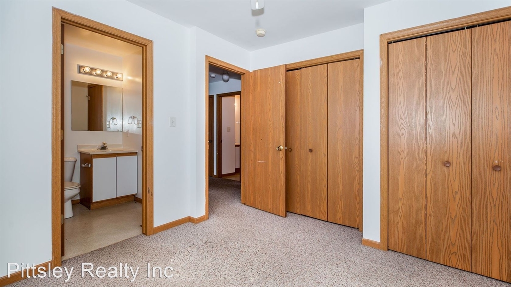 890 Fotis Drive - Photo 7