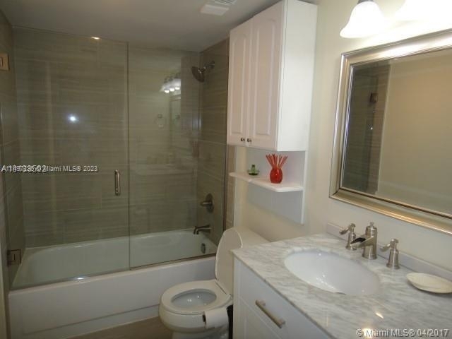 1621 Collins Ave - Photo 13