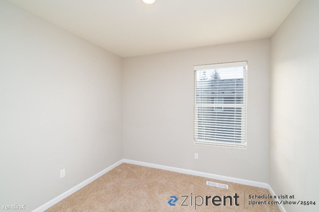 7105 Northeast 154th Avenue - Photo 11