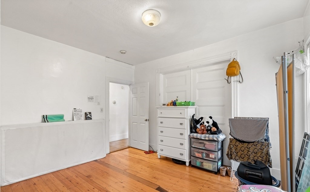 78 Hillside Street - Photo 5