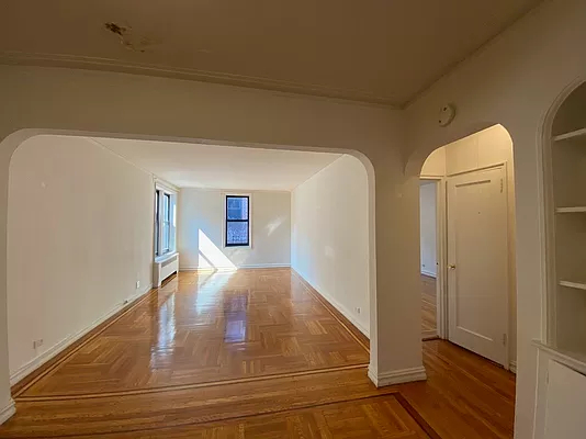 600 West 218th Street - Photo 6