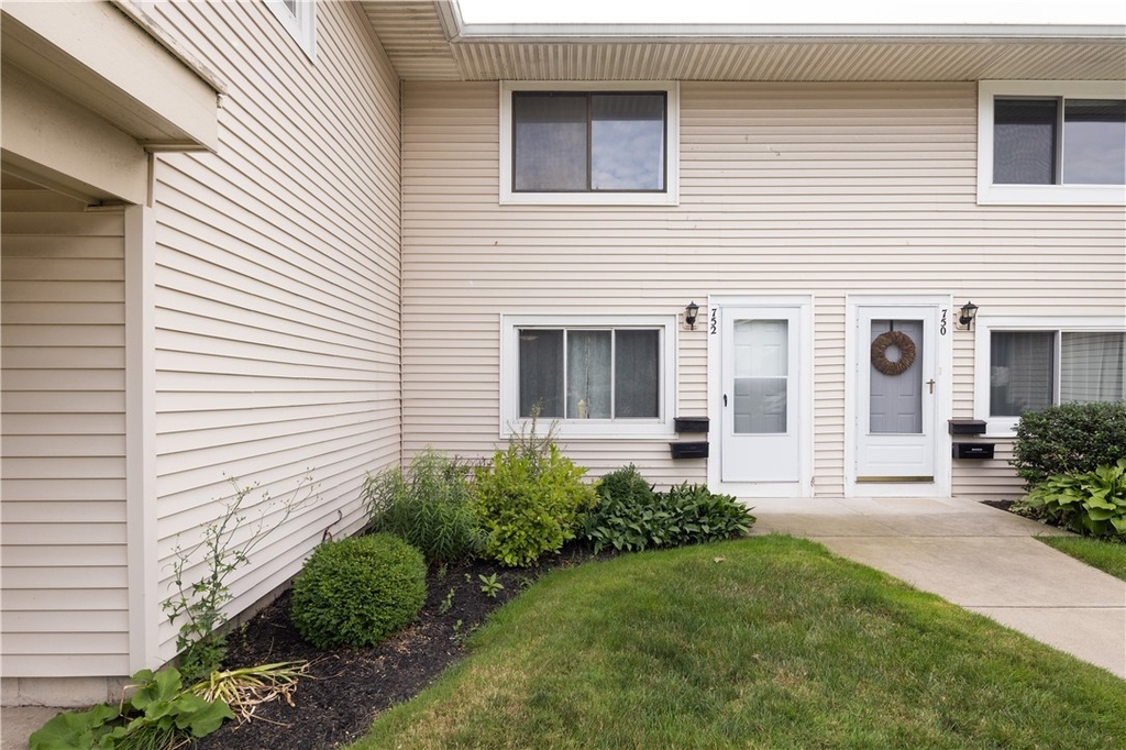 752 Eastbrooke Lane - Photo 0