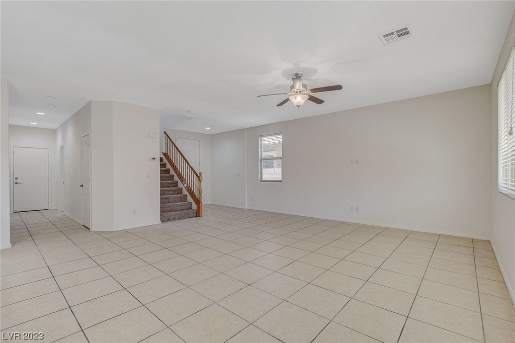 7273 Summer Grove Avenue - Photo 2