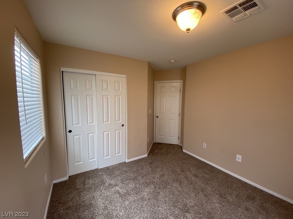 5680 Woods Crossing Street - Photo 45