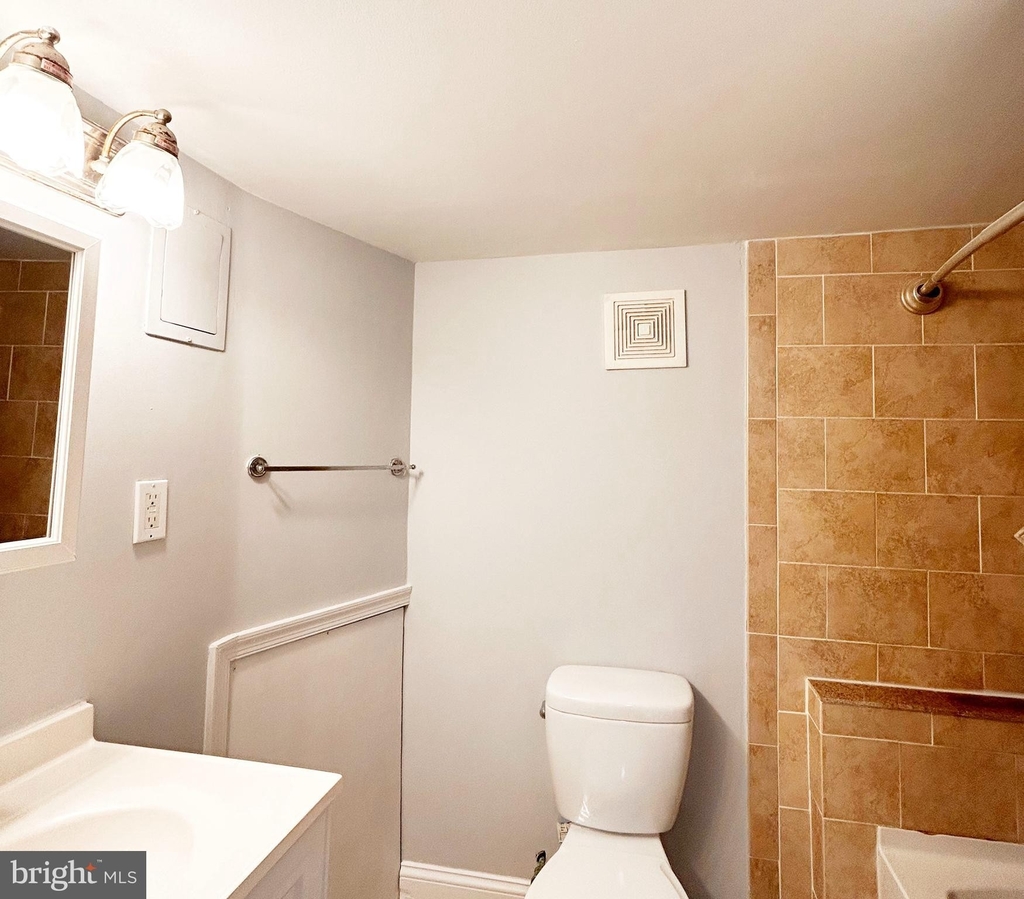 6108 W Jefferson Street - Photo 10