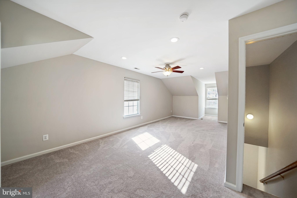 24 Merion Avenue - Photo 18