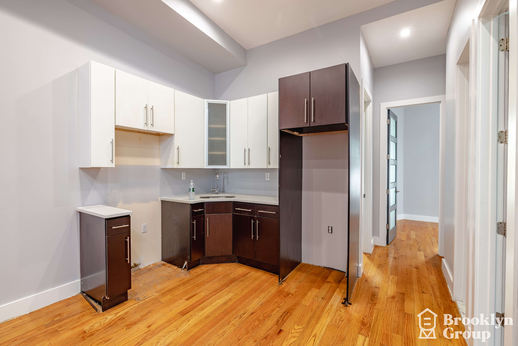 1254 Bushwick Avenue - Photo 4