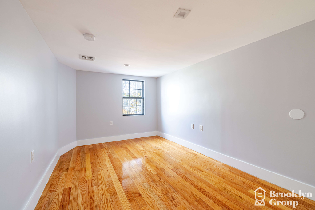 1254 Bushwick Avenue - Photo 7