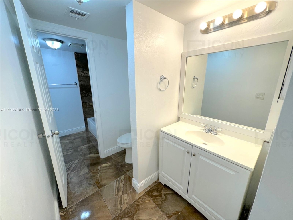 3609 Sw 69th Ter - Photo 8