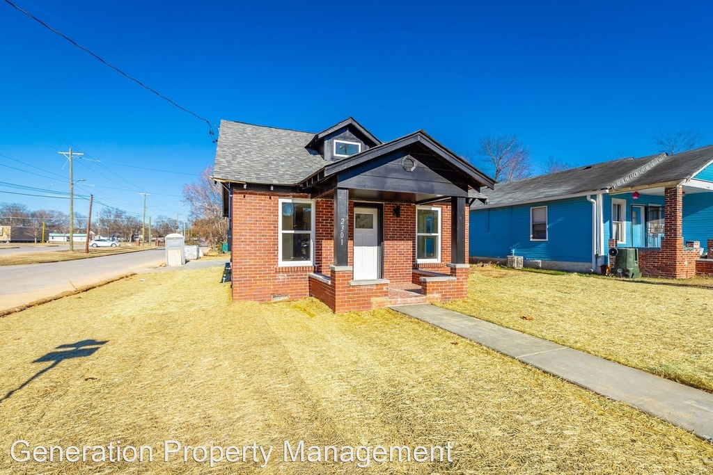 2301 E 17th Street - Photo 2