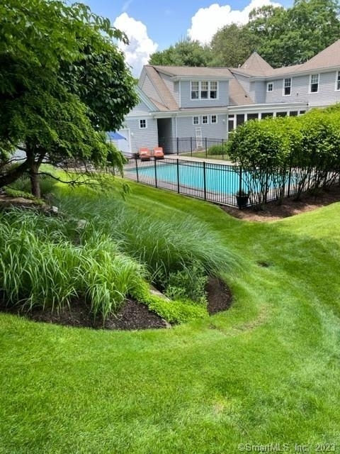 6 Winthrop Hills - Photo 1