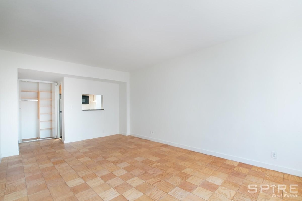 East 36th Street - Photo 1