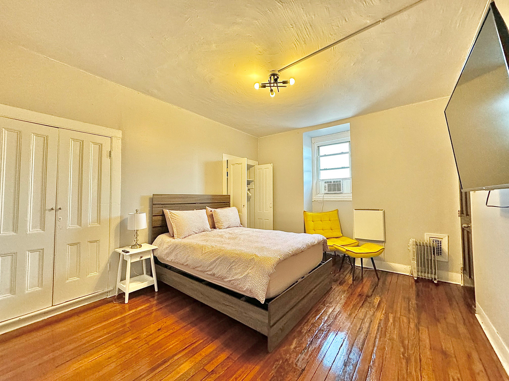 74 Cornelia Street - Photo 0
