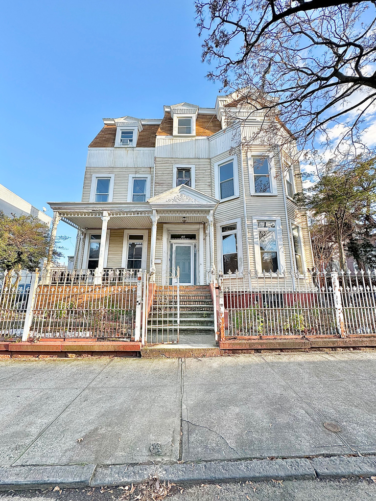 74 Cornelia Street - Photo 1