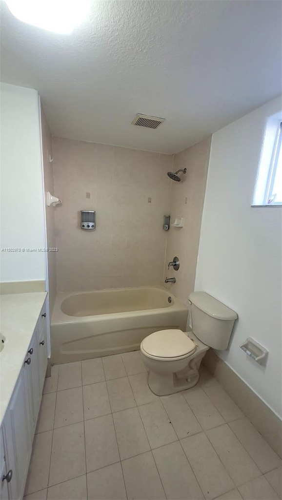 7241 Nw 174th Ter - Photo 6