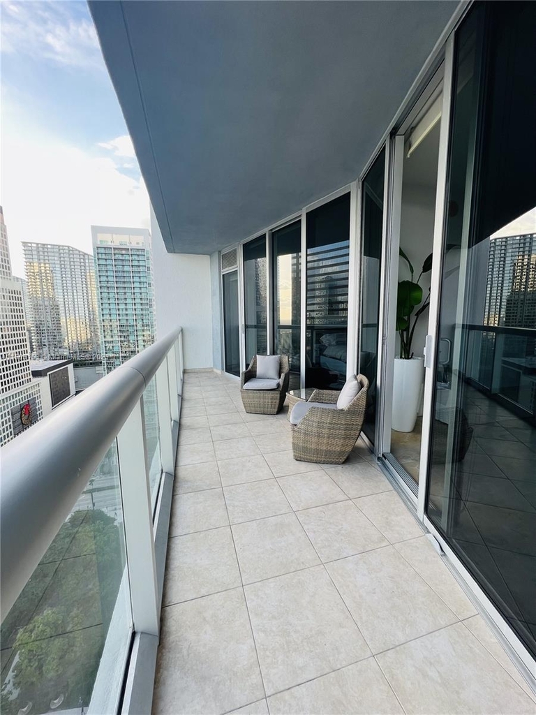 495 Brickell Ave - Photo 11