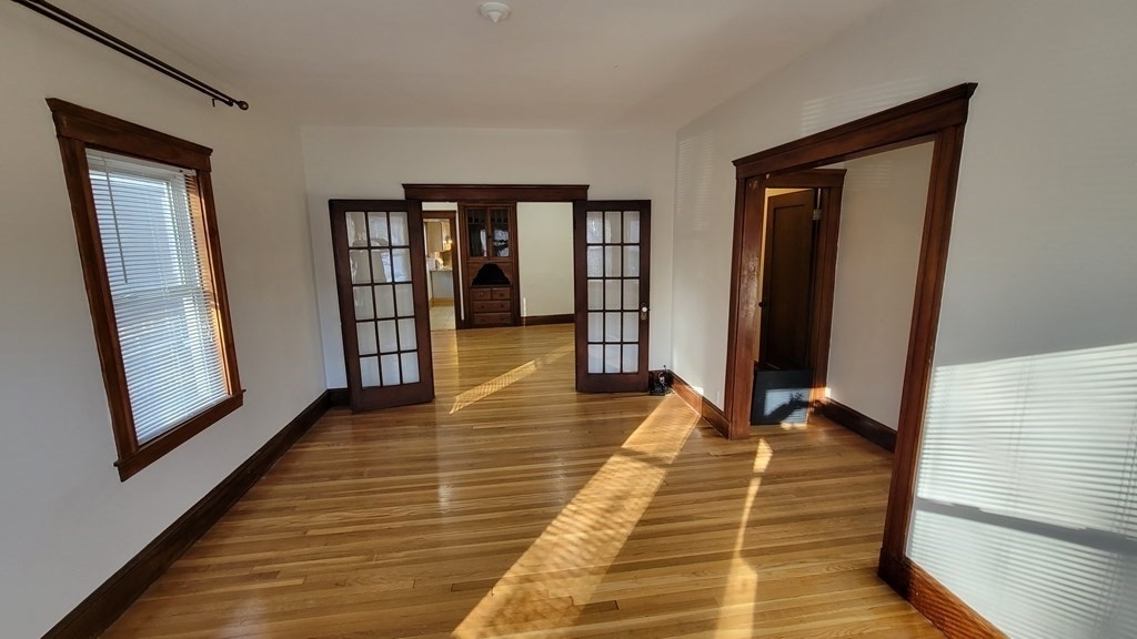 83 Belgrade Ave - Photo 4