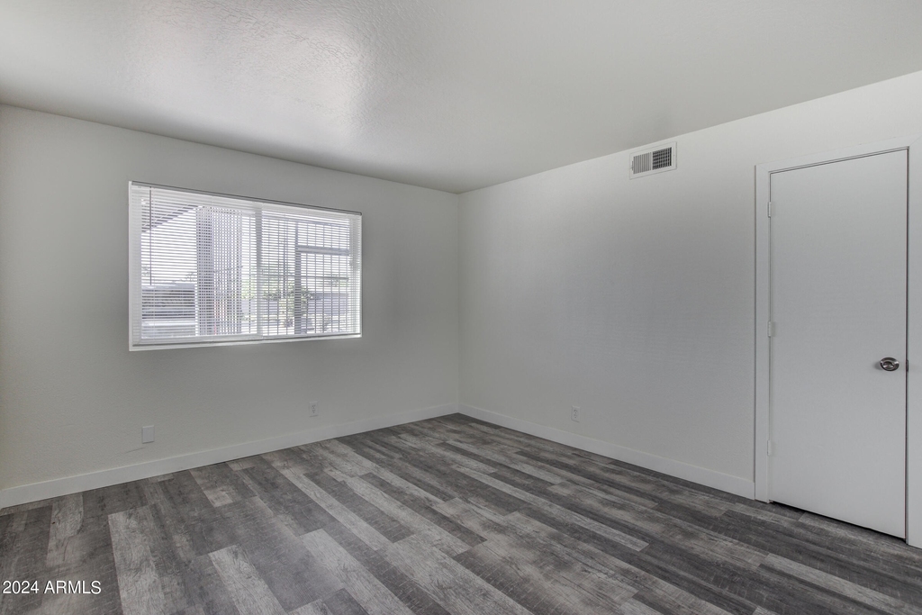 45 N San Jose -- - Photo 15