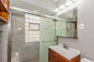 2516 W Hutchinson Street - Photo 3