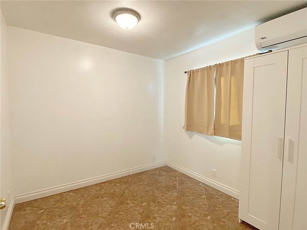 1848 Bolanos Avenue - Photo 3