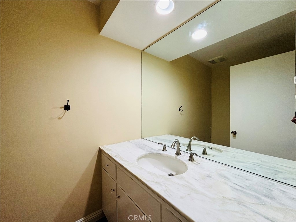 16964 Edgewater Lane - Photo 14