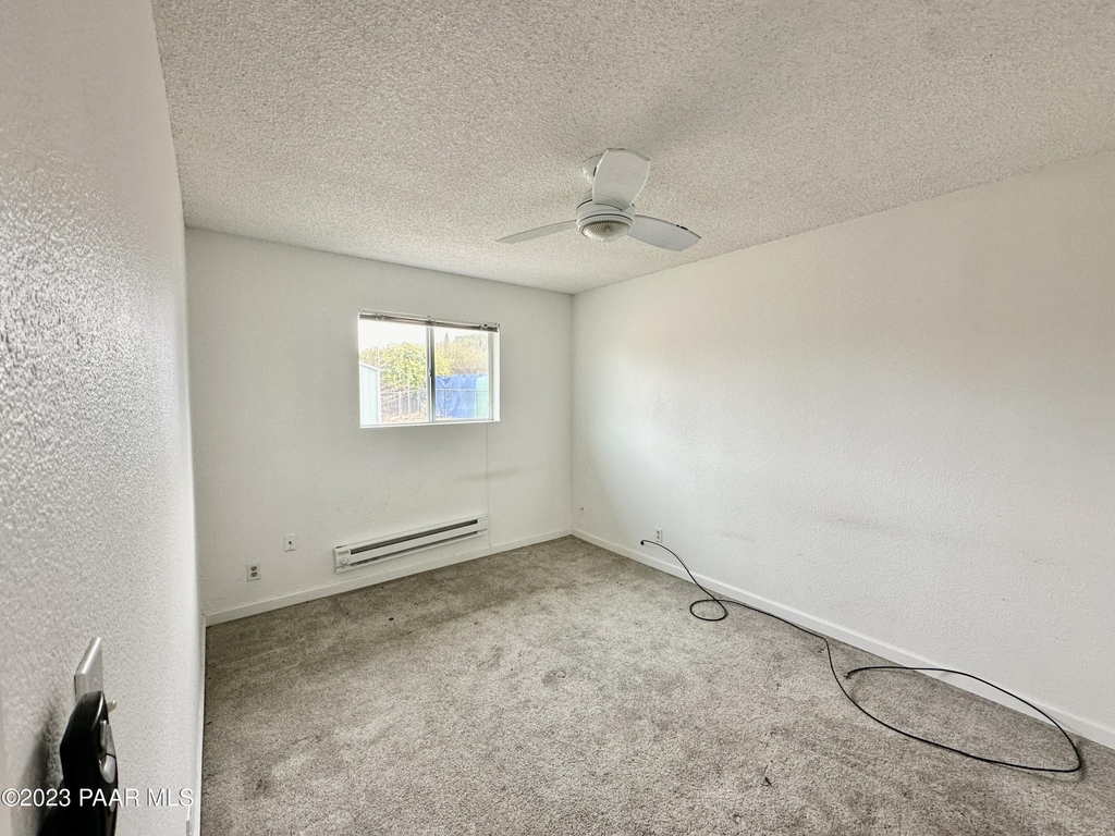 2759 N Kings Highway - Photo 8