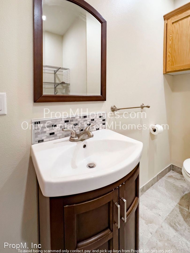 203 W Clackamas Boulevard - Photo 32