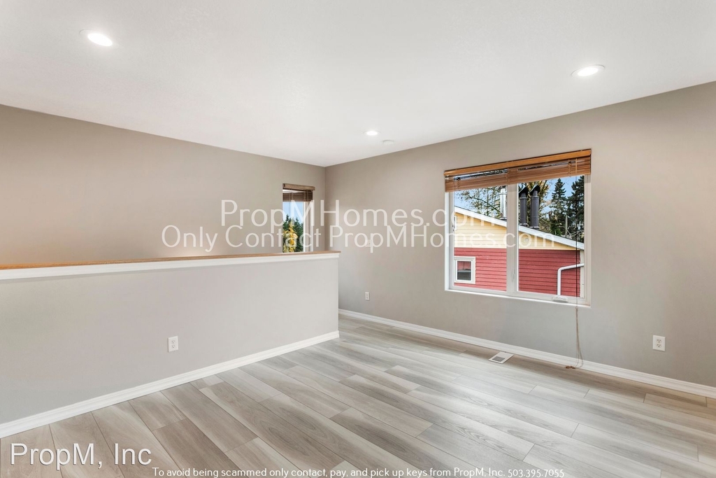 203 W Clackamas Boulevard - Photo 17